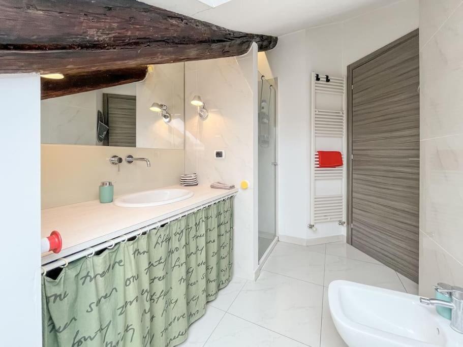 Cozy Attic In The City Center Turim Exterior foto
